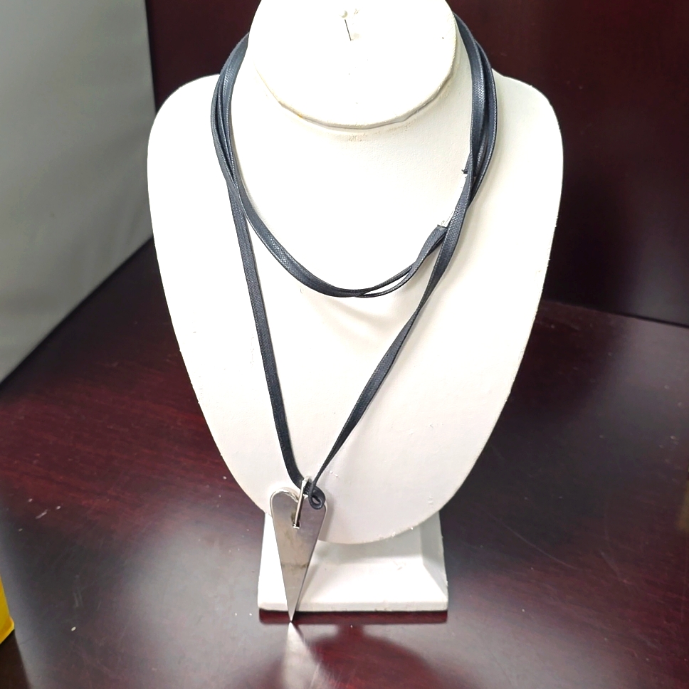 Beautiful Pianegonda Sterling Heart With Black Leather Necklace